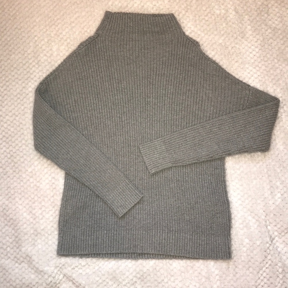 Grey turtle neck